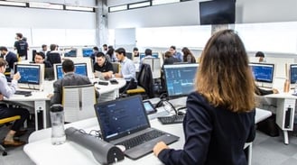 From Theory to Practice: 8 Benefits to Simulation-based Recruitment in Finance